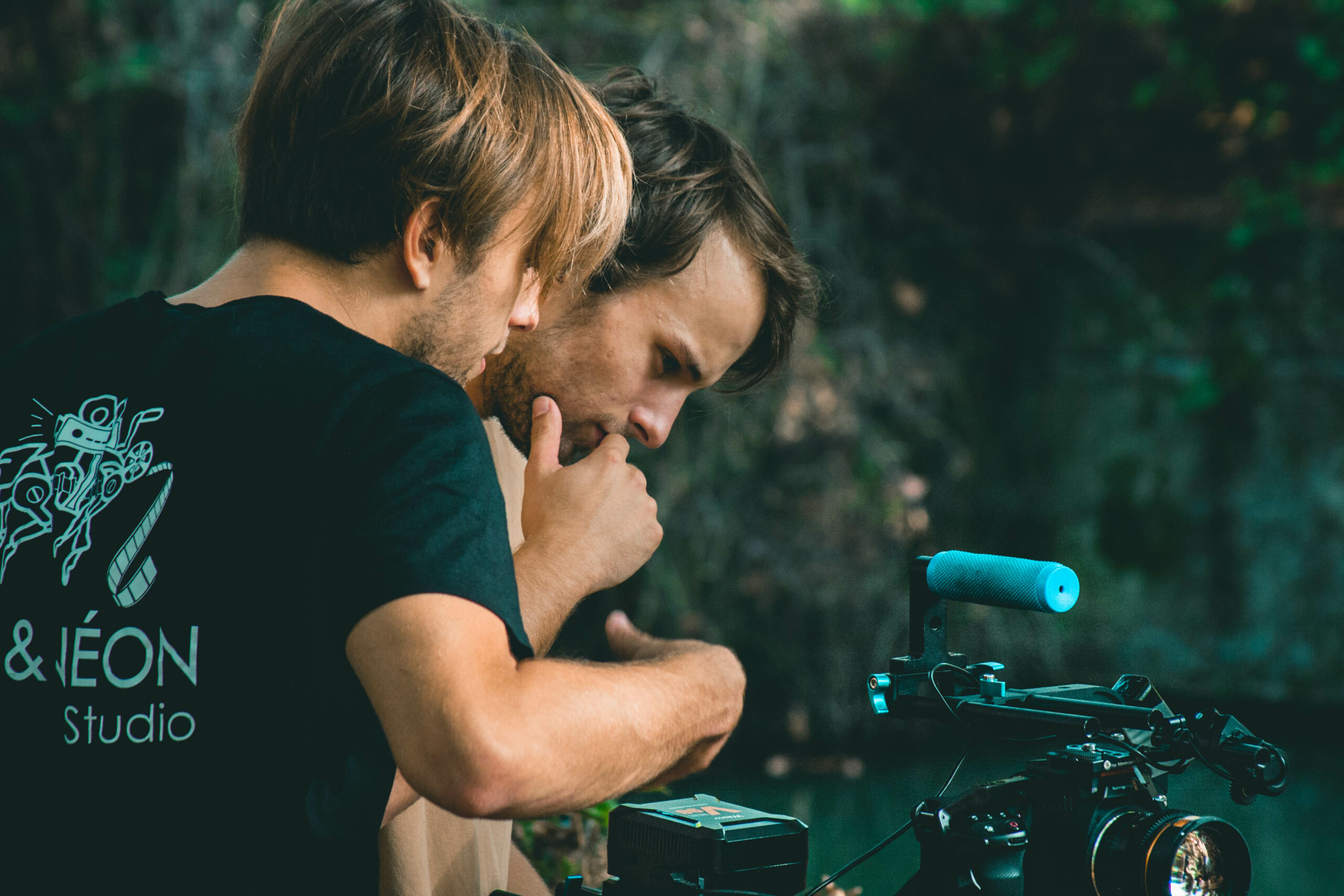 Photographie de plateau de Léo et Loïs Lambert sur le tournage du court-métrage “Mille et une vies” pour le 48h Hour Film Project par le studio Cam&Néon