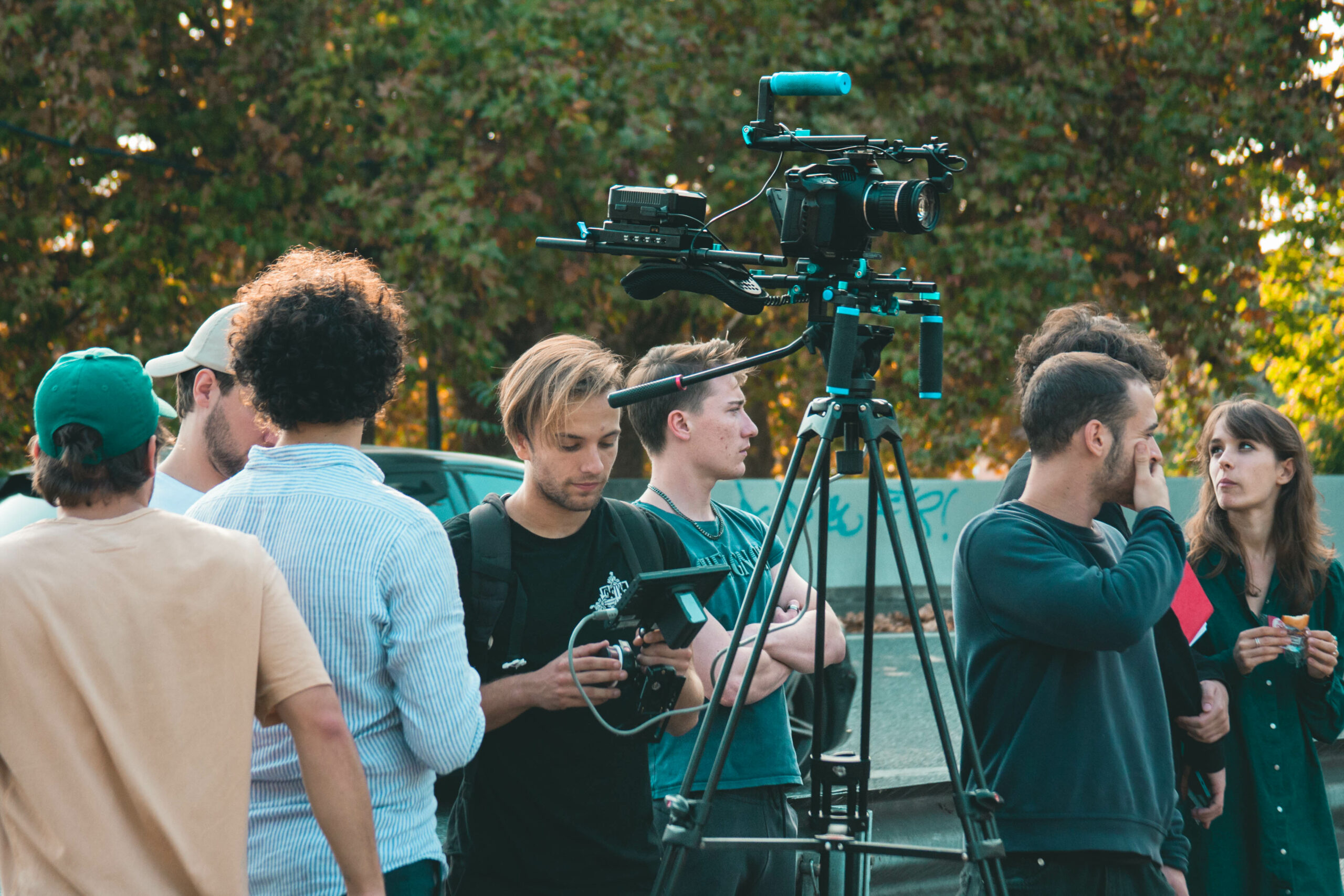 Photographie de plateau de l'équipe technique sur le tournage du court-métrage “Mille et une vies” pour le 48h Hour Film Project par le studio Cam&Néon